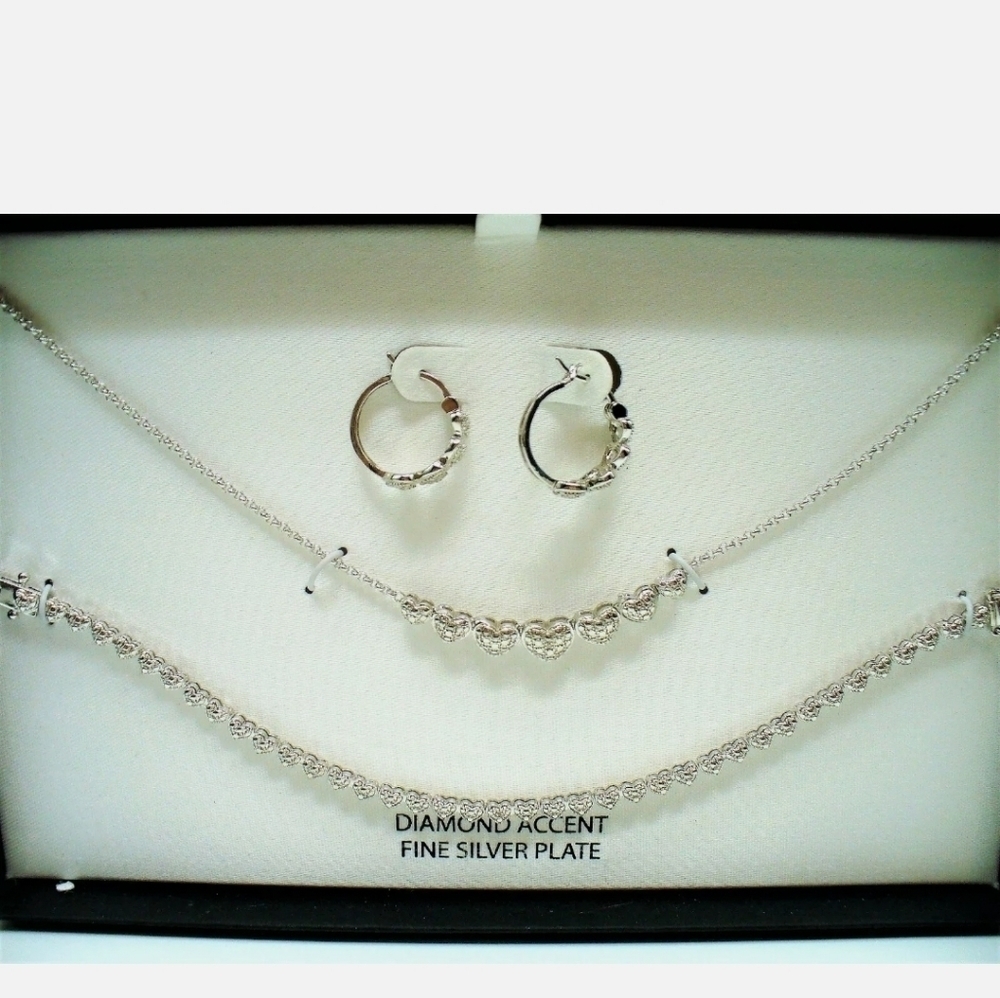 Macy's Diamond Accent Necklace Bracelet Earring
